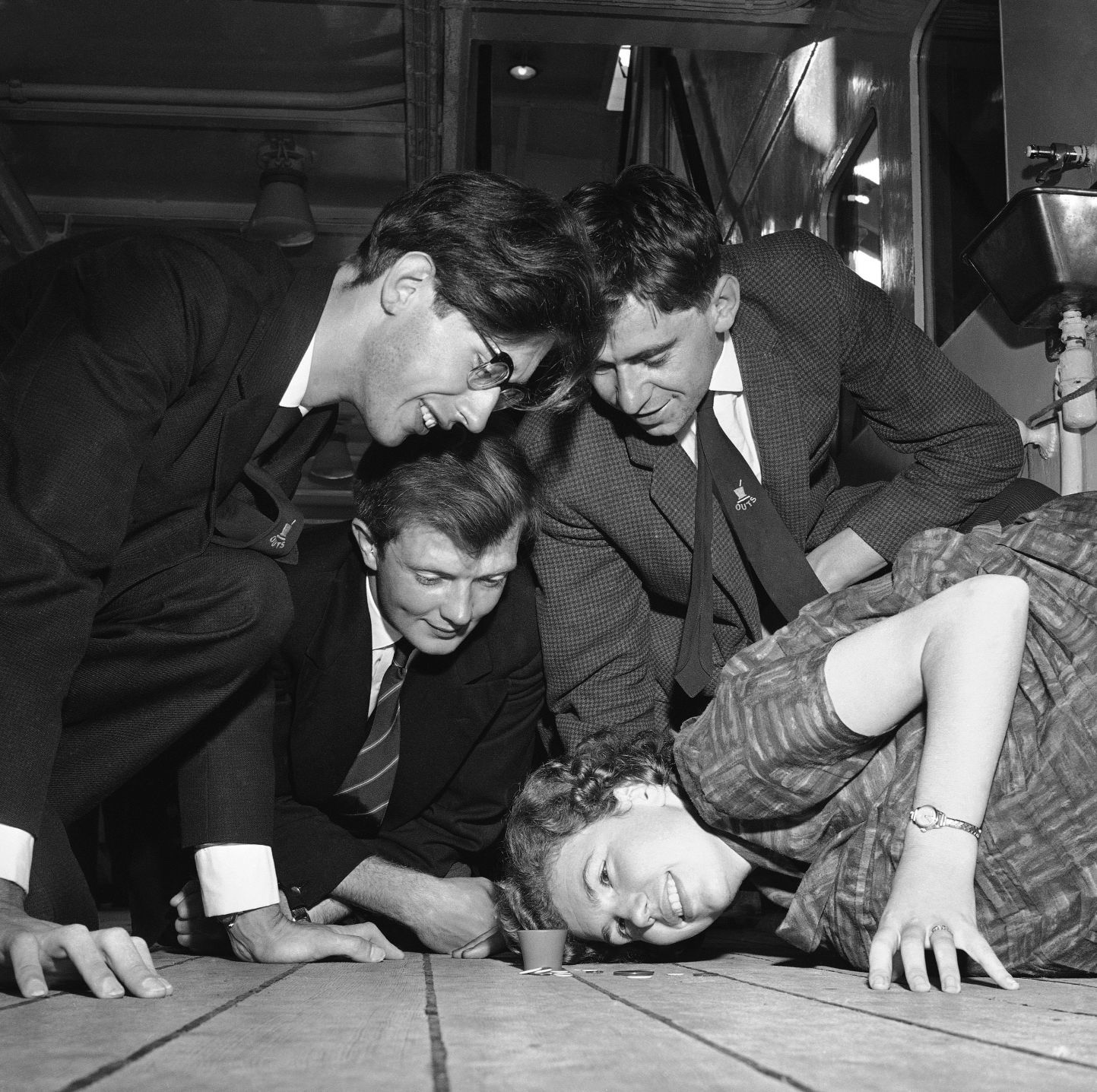 1962: Tiddlywinks